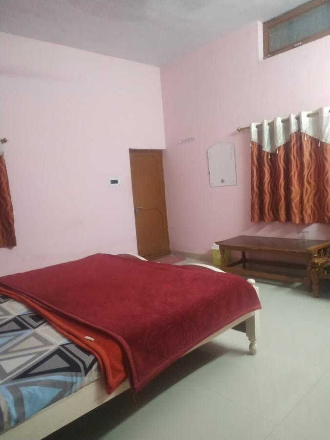 Hotel Shri Mahant Orchha 5 Mint Walking From Ram Raja Temple Εξωτερικό φωτογραφία