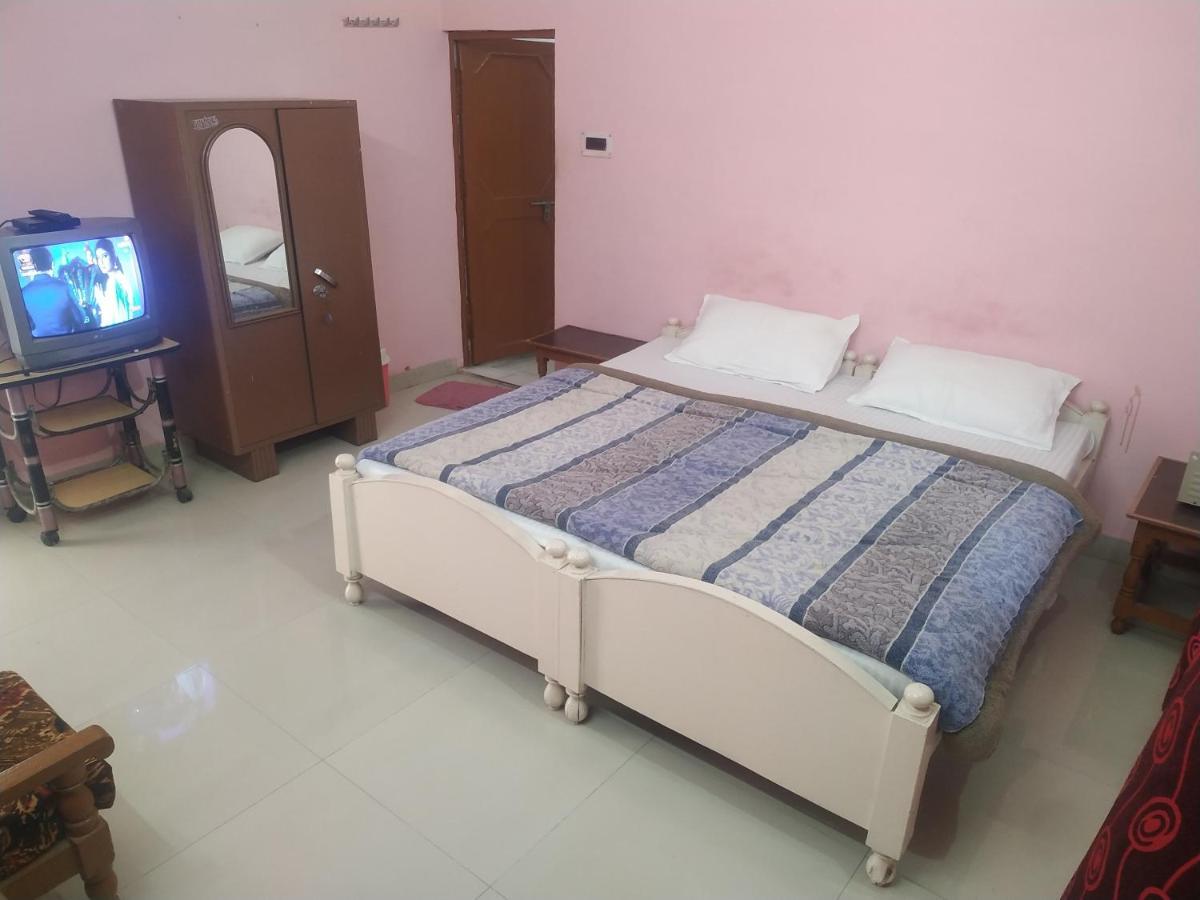 Hotel Shri Mahant Orchha 5 Mint Walking From Ram Raja Temple Εξωτερικό φωτογραφία