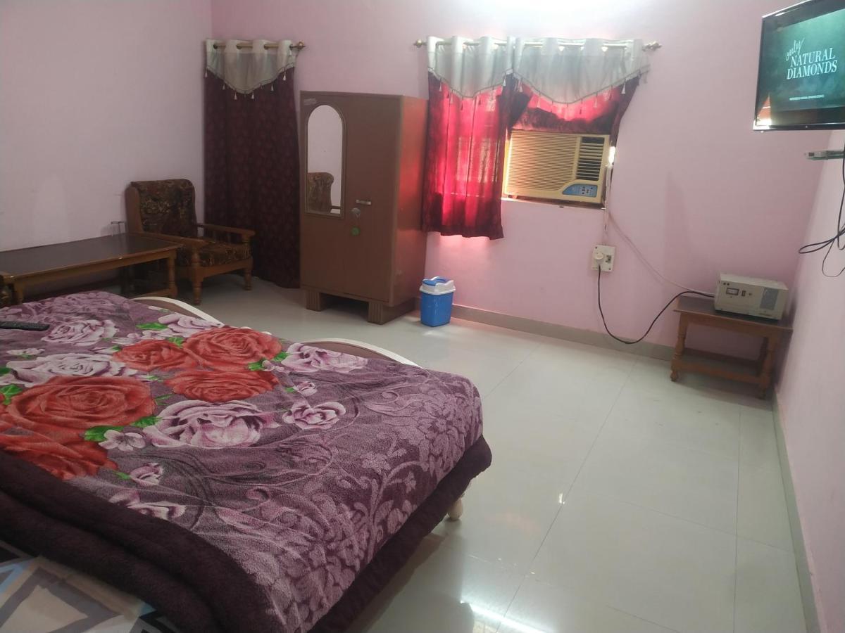Hotel Shri Mahant Orchha 5 Mint Walking From Ram Raja Temple Εξωτερικό φωτογραφία