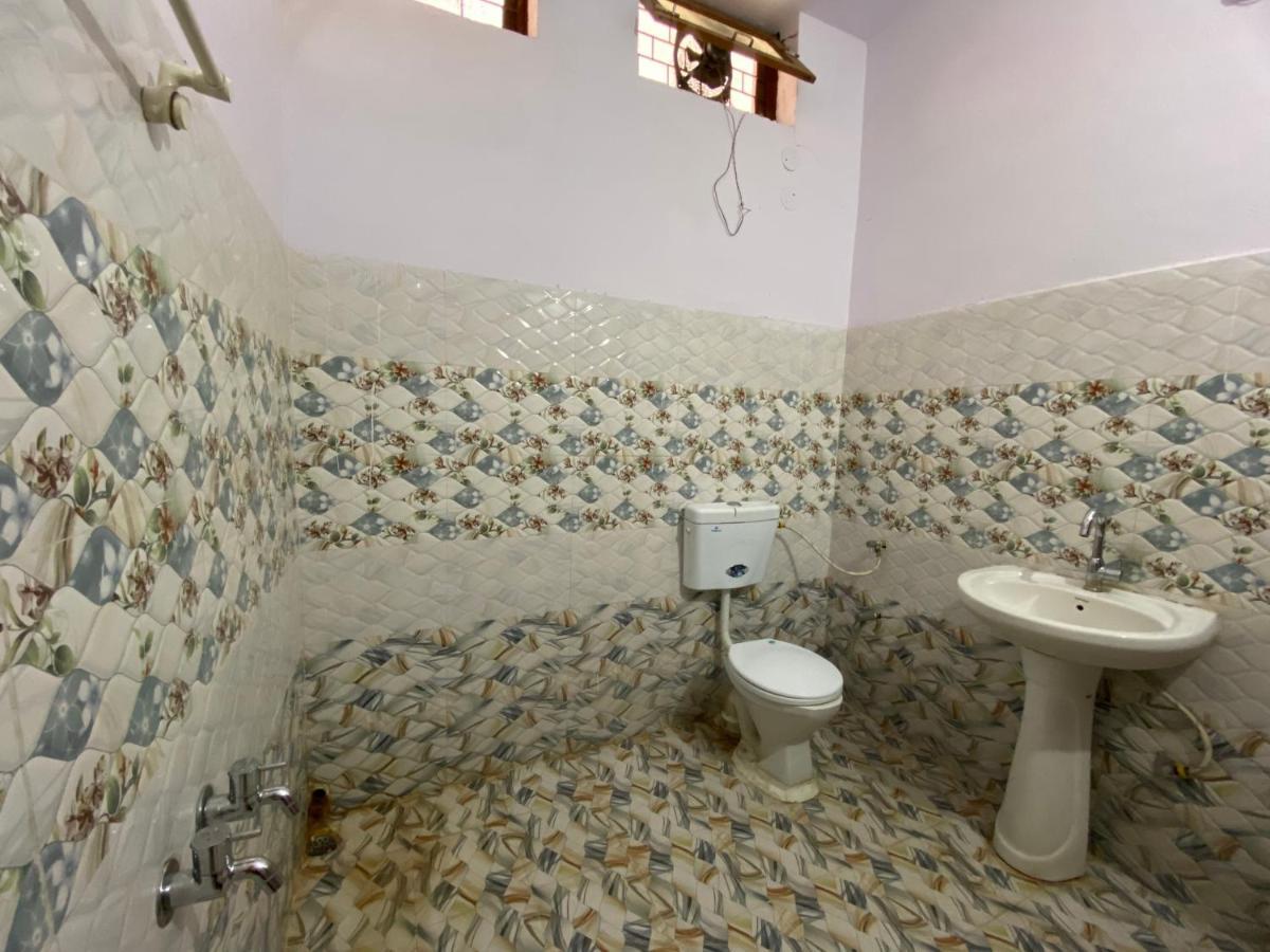 Hotel Shri Mahant Orchha 5 Mint Walking From Ram Raja Temple Εξωτερικό φωτογραφία