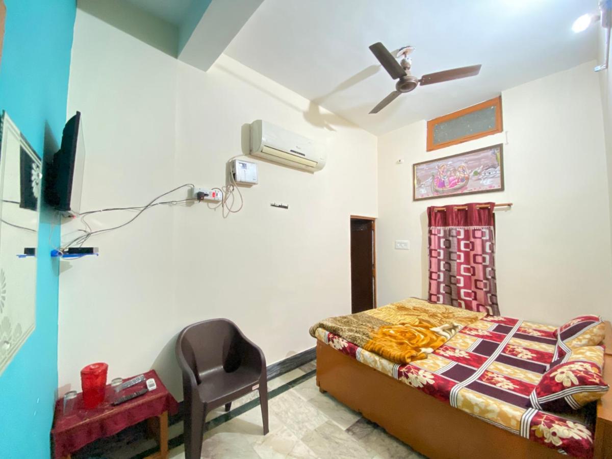 Hotel Shri Mahant Orchha 5 Mint Walking From Ram Raja Temple Εξωτερικό φωτογραφία