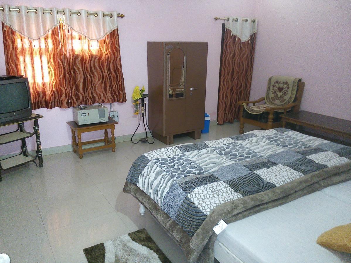 Hotel Shri Mahant Orchha 5 Mint Walking From Ram Raja Temple Εξωτερικό φωτογραφία